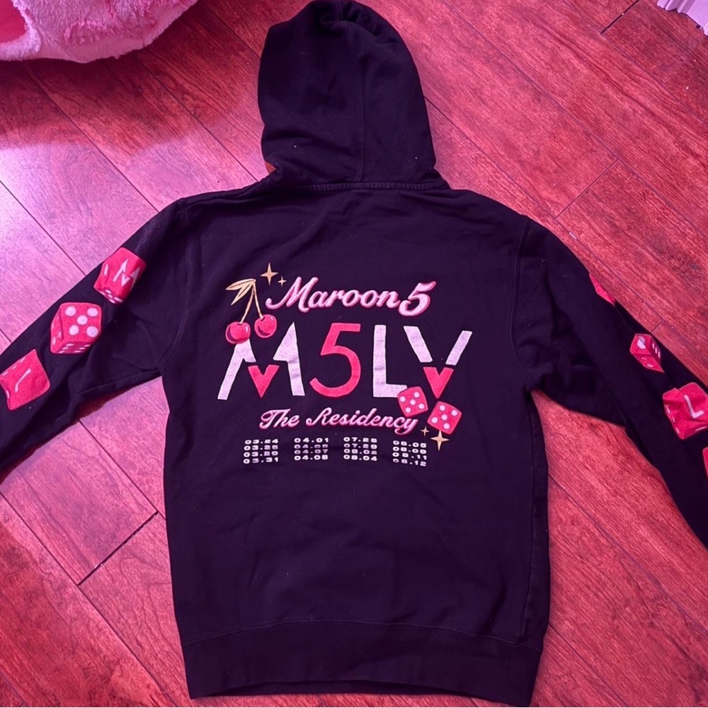 Maroon 5 Hoodie - Black